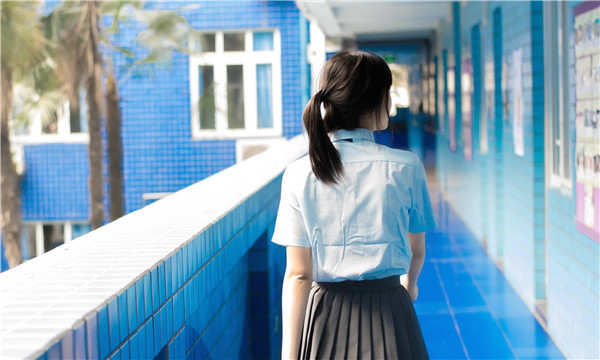 若羌如何找到一个可以帮助我生孩子的女人？